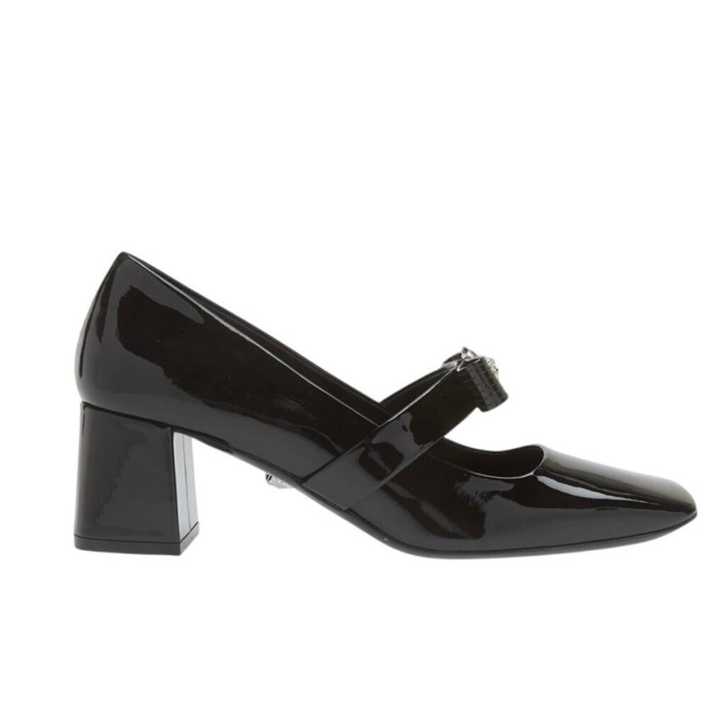 VERSACE 
Patent Leather Medusa Bow Mary
Jane Pump 38.5EU / 8.5US - Picture 11 of 15